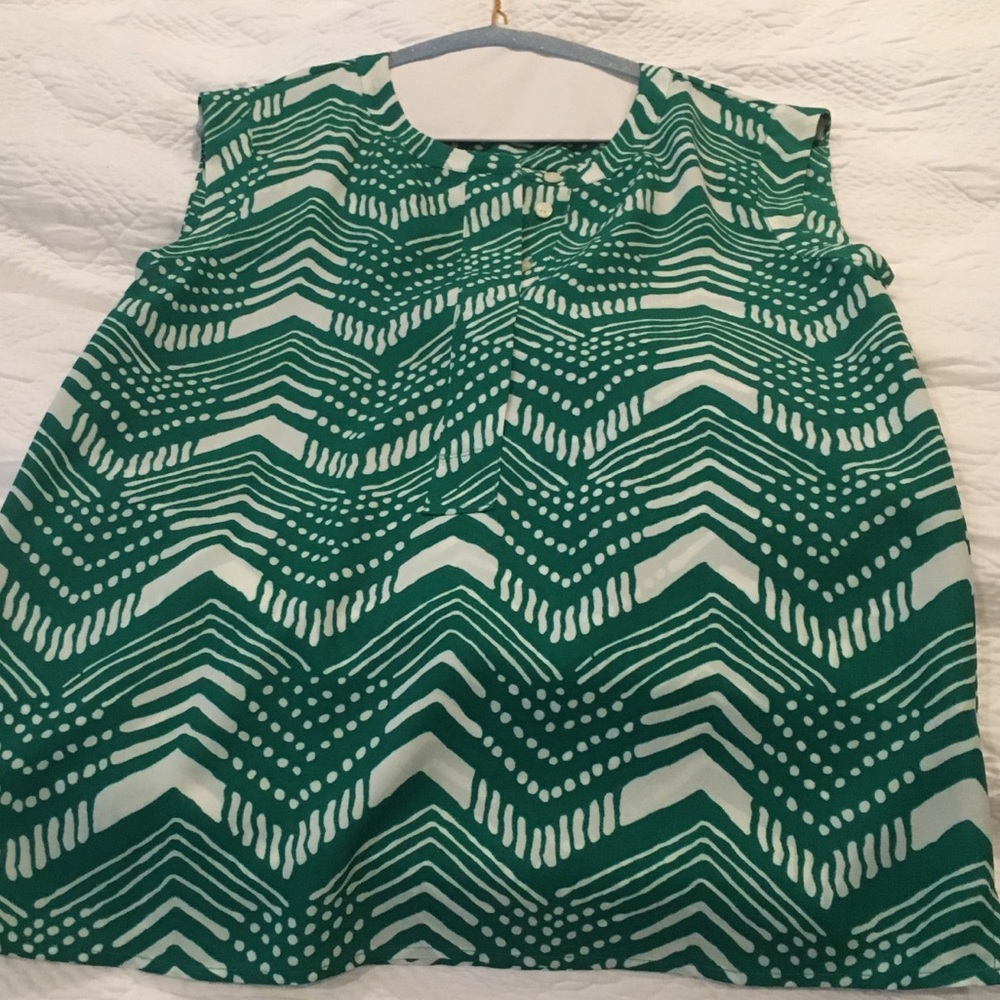 Sleeveless blouse